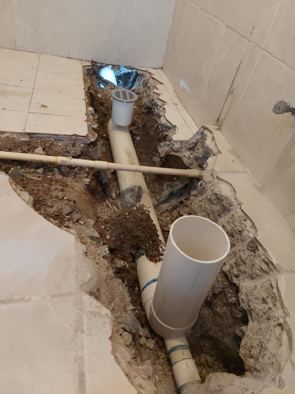 Trabajo de plomería en La Paz 6